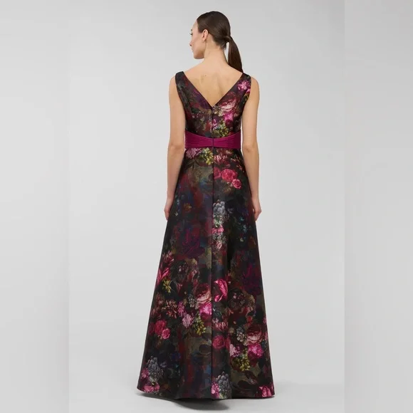 new Kay Unger Nicoletta gown in Mulberry multi combo